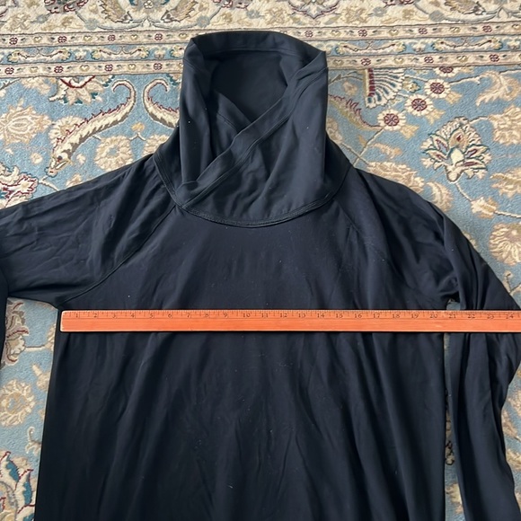 Lululemon relaxed neck top - Picture 4 of 6